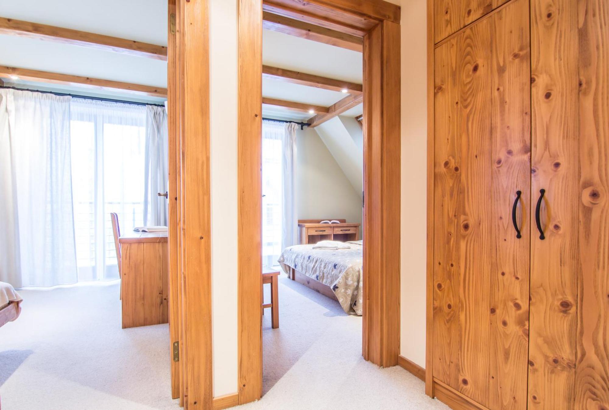 Apartamenty Chata Pod Reglami Zakopane Phòng bức ảnh